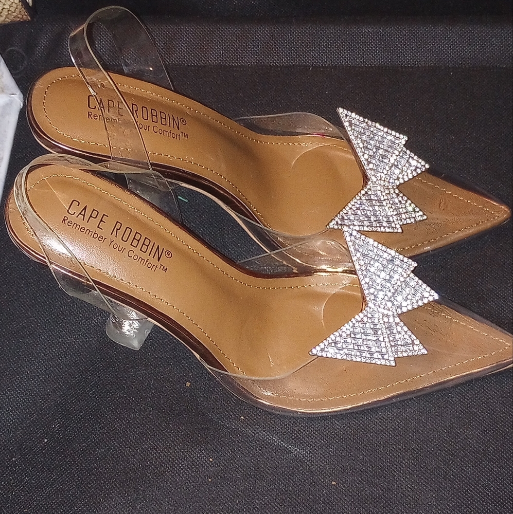 Cape Robbin (size9)